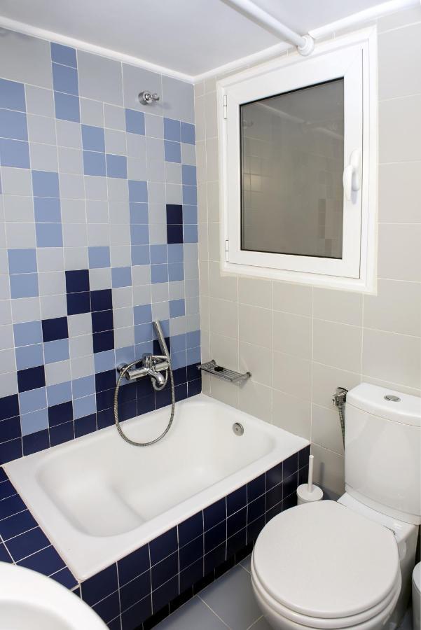 אתונה Colourful Apartment Under The Acropolis מראה חיצוני תמונה